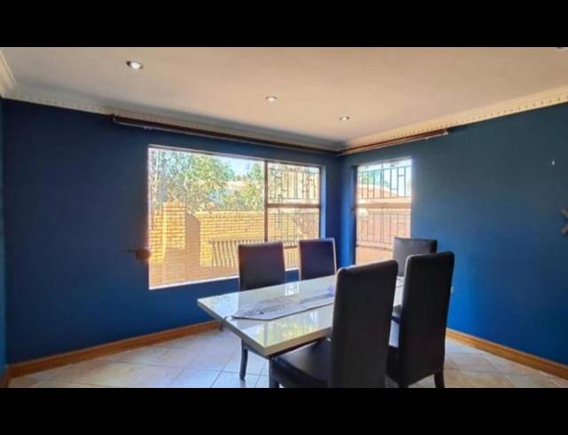 4 BEDROOM HOUSE FOR SALE IN MEYERSDAL